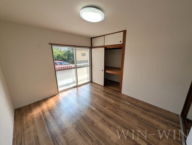 ハイツ明和 Aの寝室