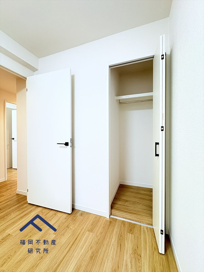 スカイハイツ小郡の玄関