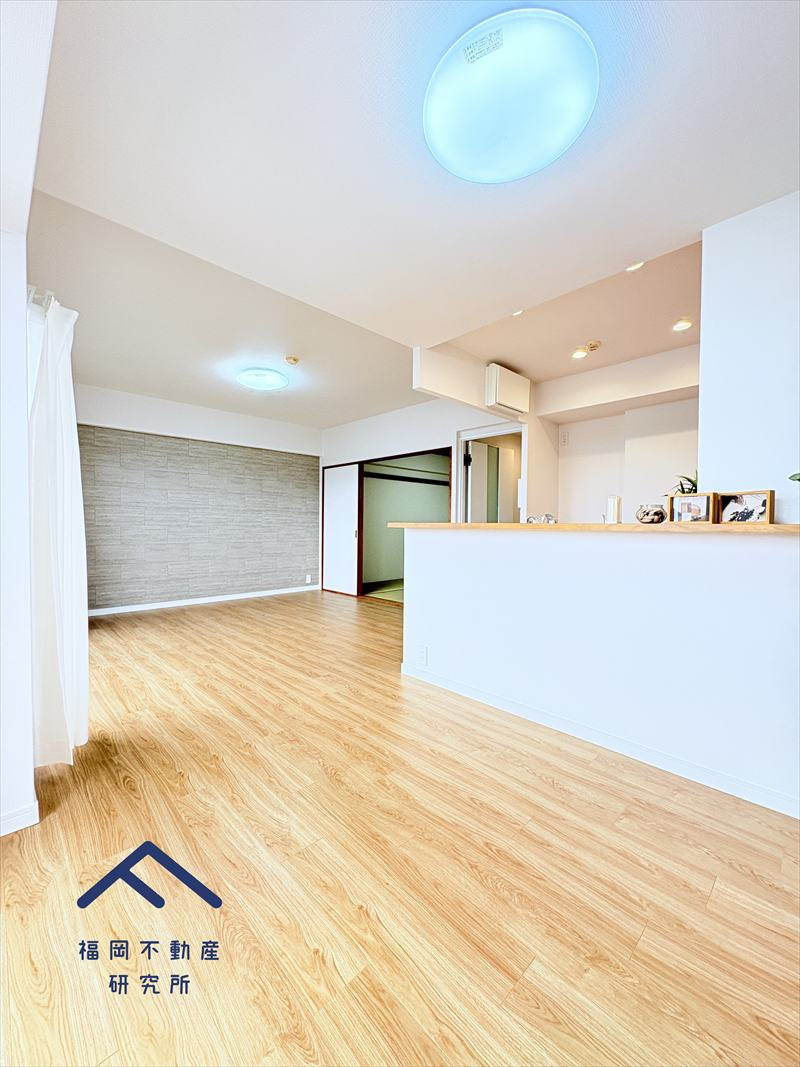 スカイハイツ小郡の居間・リビング