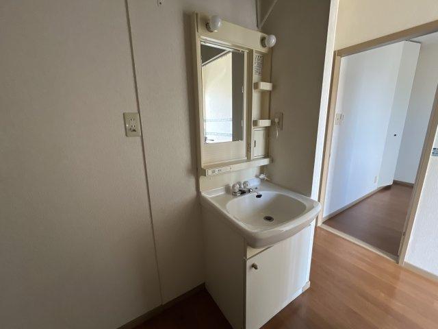 アーバンライフ吉田の洗面所