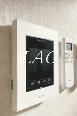【セキュリティ】 | グラン竹ノ塚 | モニター付きインターホンです。