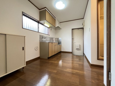 【居間・リビング】 | 第三惠コーポ