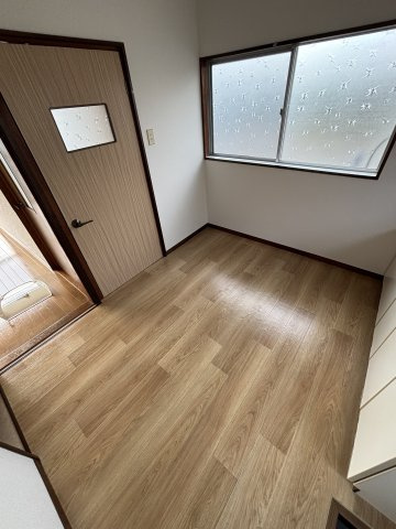 安島政一戸建のキッチン