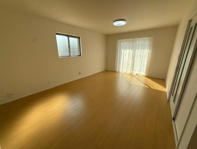 【居間・リビング】 | 神陵台９丁目　新築戸建　２区画