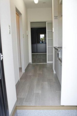 【玄関】 | サーティンガーデンD