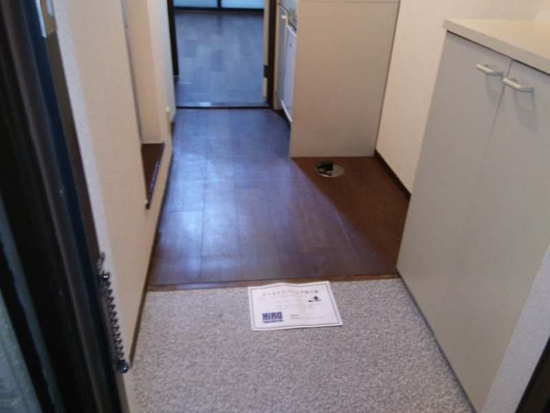 ガーデンハウス三軒茶屋　B・T別　TVドアフォン　IHコンロの玄関