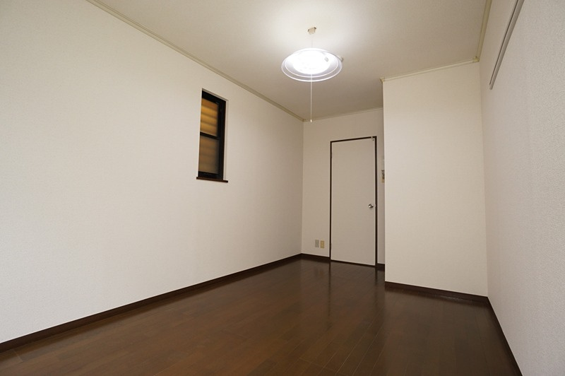 ガーデンハウス三軒茶屋　B・T別　TVドアフォン　IHコンロの内装