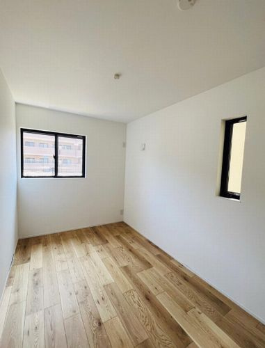 【洋室】 | 【仲介手数料０円】綾瀬市深谷中4丁目　中古一戸建て | 綾瀬市深谷中4丁目　中古一戸建て