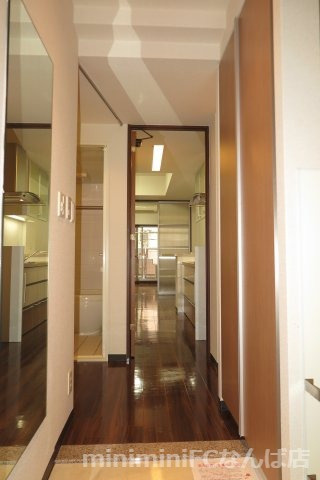 マスターズ・レジデンス道頓堀Ⅱの玄関