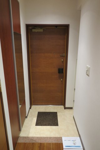 マスターズ・レジデンス道頓堀Ⅱの玄関