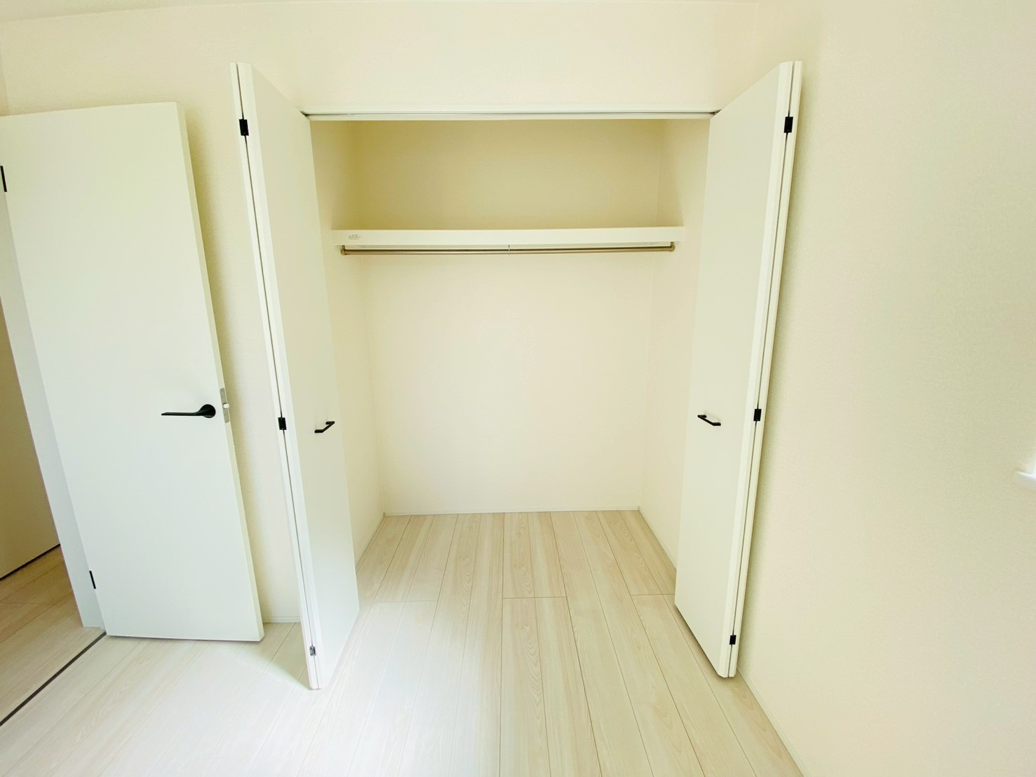 リナージュ／北区龍田1丁目／２号棟の収納