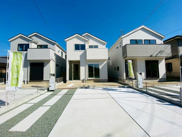 リナージュ／北区龍田1丁目／２号棟の駐車場