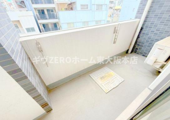 サムティ難波グレイスのバルコニー