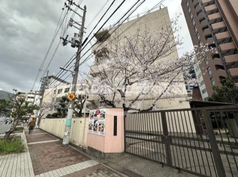 サムティ難波グレイスの周辺