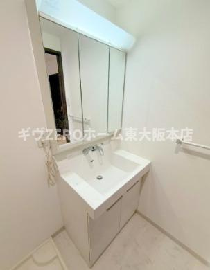 サムティ難波グレイスの洗面所