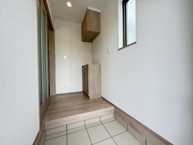 明石市大蔵谷奥新築戸建の玄関