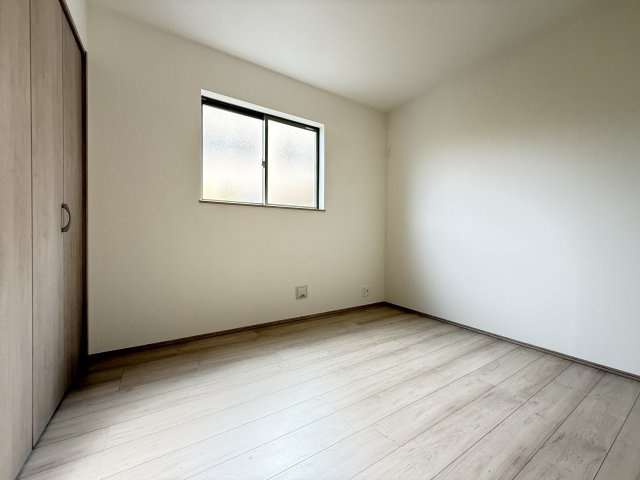 明石市大蔵谷奥新築戸建の洋室