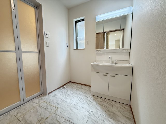 明石市大蔵谷奥新築戸建の洗面所