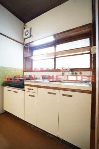 矢取貸家【キャンペーン対象物件】のキッチン|キッチンでお料理をお楽しみください