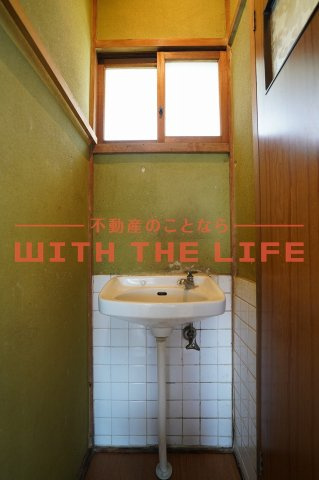 矢取貸家【キャンペーン対象物件】の独立洗面台|独立洗面台です