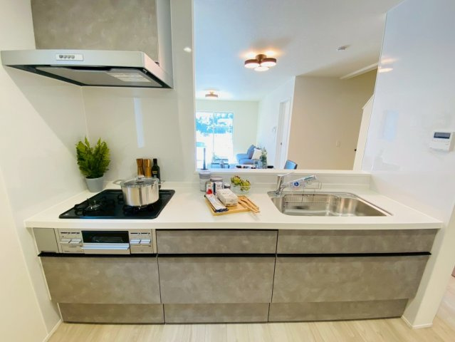 リナージュ／北区龍田1丁目／３号棟のキッチン