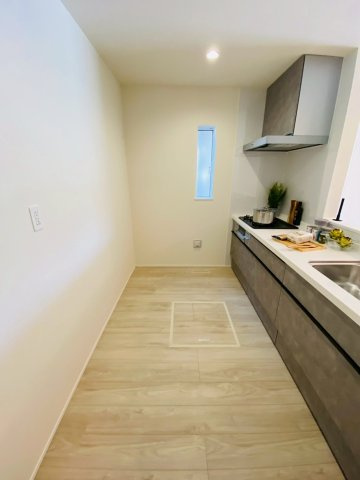 リナージュ／北区龍田1丁目／３号棟のキッチン