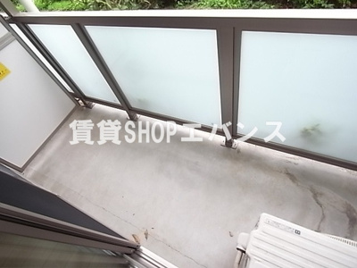 【バルコニー】 | リブリ・Okubo | お洗濯にも便利なバルコニー付き