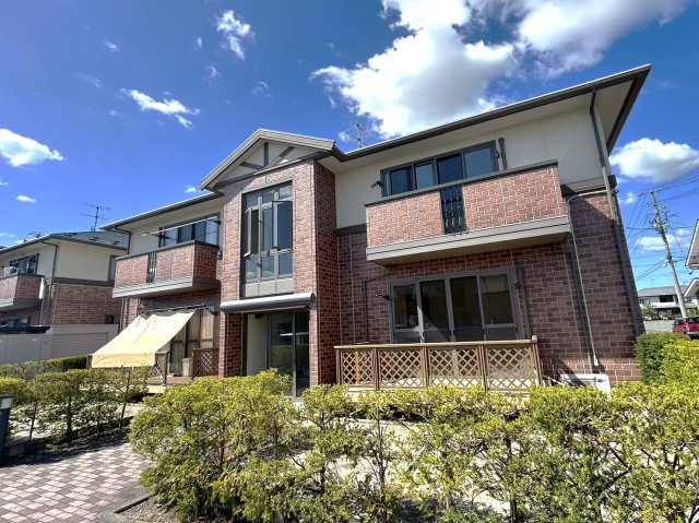 ラ・ペルラ下北沢