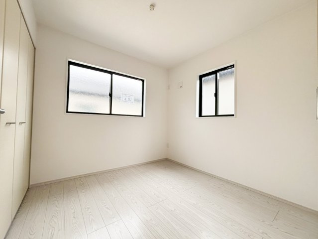 八潮市　伊草2丁目　新築戸建　全1棟の洋室|施工例です