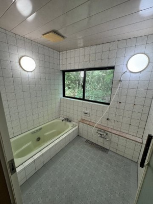 【浴室】 | 那須郡那須町大字高久乙 2100万円　中古住宅
