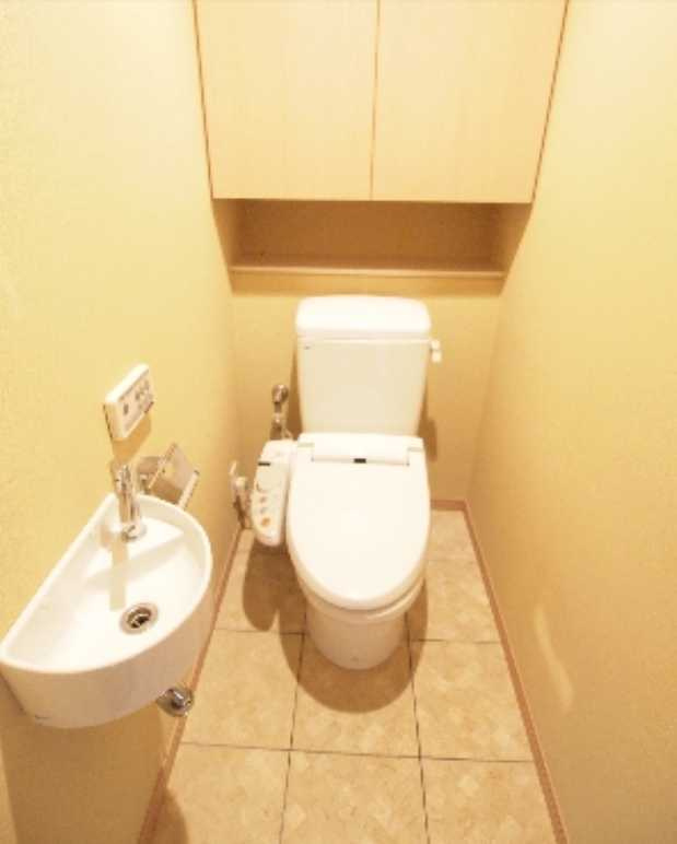 エスティメゾン銀座　駅近　ペット相談可　オートロックのトイレ