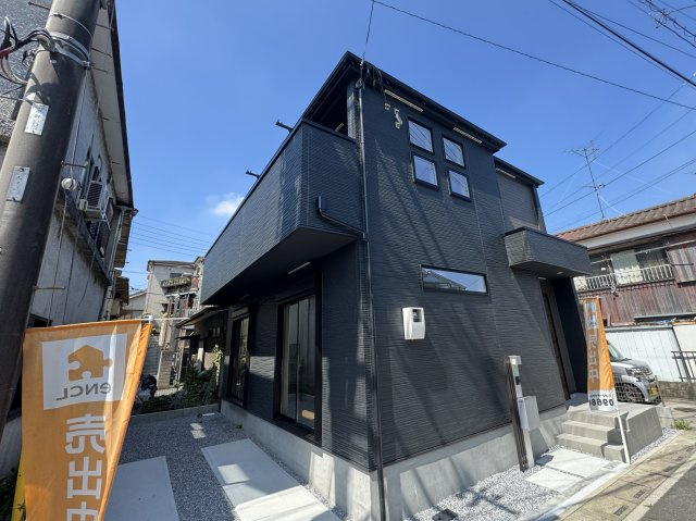 三郷市東町新築戸建の外観|完成済み内覧可能です！！