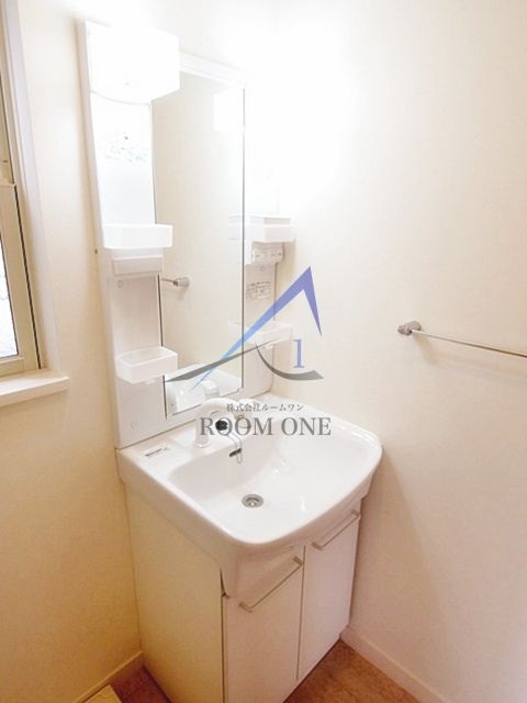 エスポワール（西池袋）の洗面所|独立洗面台です。