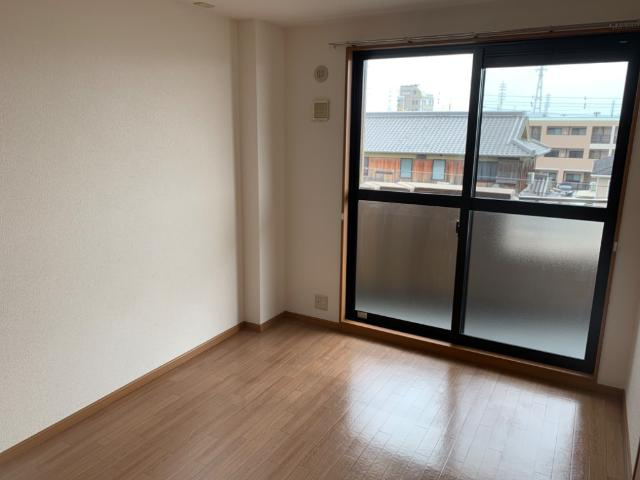 カサミラドールグランデの内装|洋室