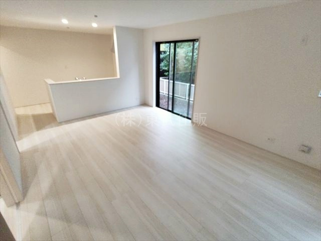 【居間・リビング】 | 狭山市笹井2期 | 南向きのリビングダイニングです