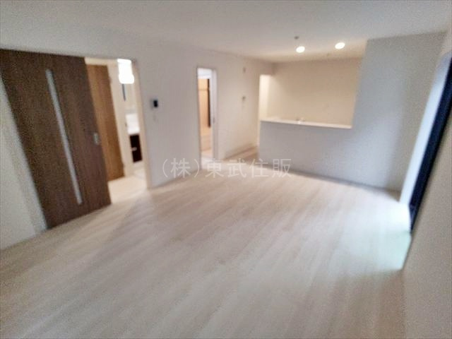 【居間・リビング】の画像