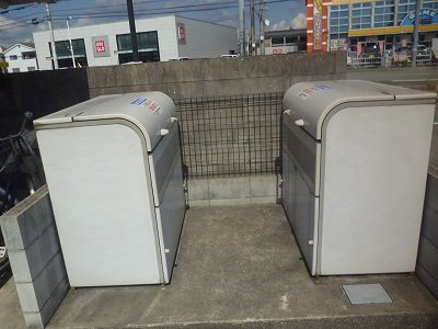 レオパレス加茂のその他|ダストボックス