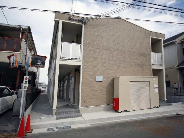 レオパレス加茂の外観