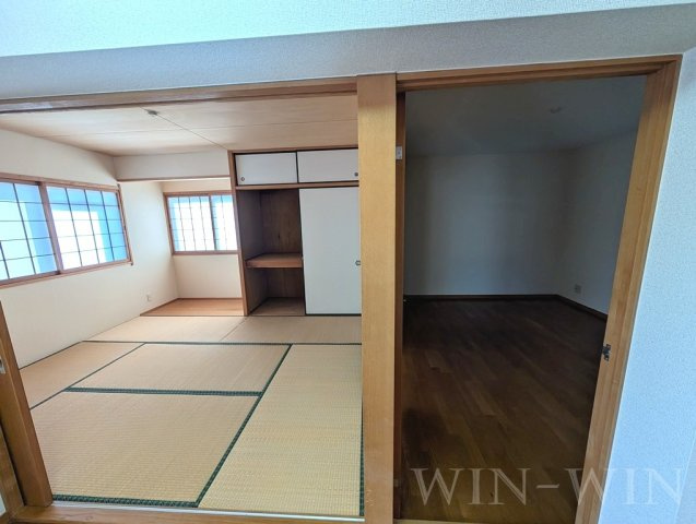 マロン・ドゥムールの寝室