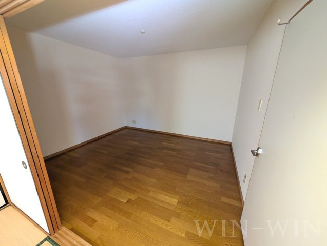 マロン・ドゥムールの寝室