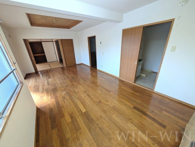 マロン・ドゥムールのその他