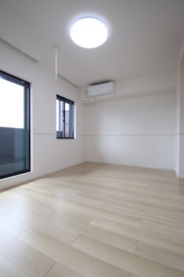 【居間・リビング】 | メゾンルミネ若松