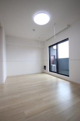 【居間・リビング】 | メゾンルミネ若松