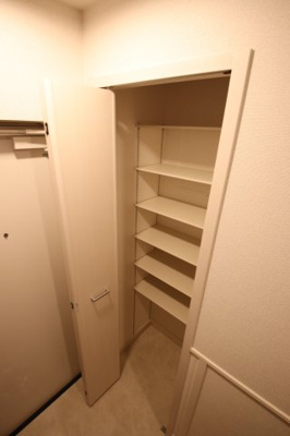 【収納】 | メゾンルミネ若松 | シューズボックス