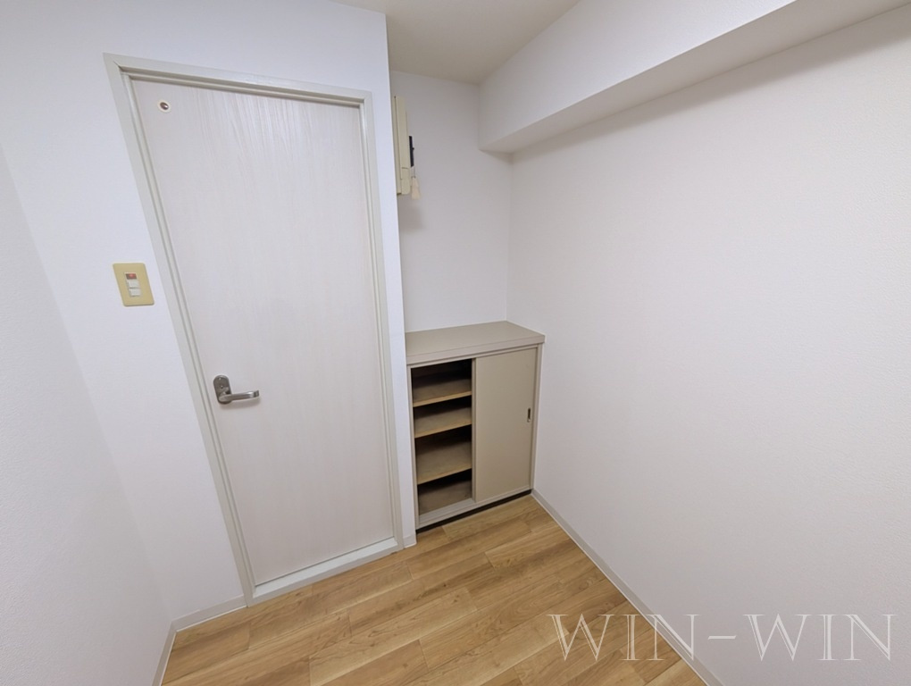 フィオーレ草間の玄関