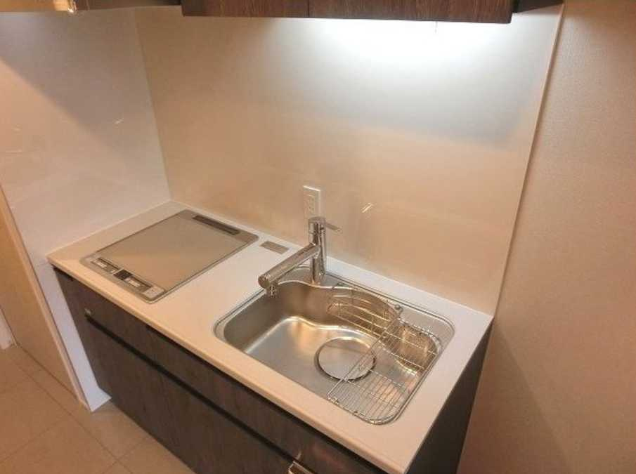 メゾンビスタ渋谷宇田川　テラス　セキュリティ充実　浴室乾燥のキッチン