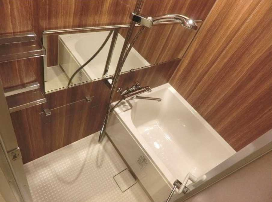 メゾンビスタ渋谷宇田川　テラス　セキュリティ充実　浴室乾燥の浴室