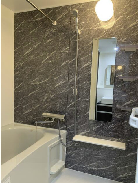 SOU明大前の浴室