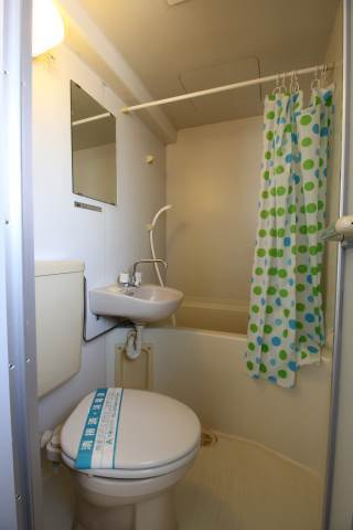 東都赤坂コーポ二の浴室