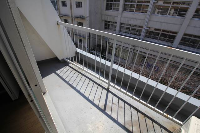 東都赤坂コーポ二のバルコニー